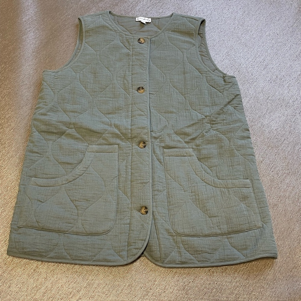 Wonderly Olive Quilted Vest
